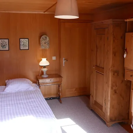 Tree-tops- Appartement-fewo- Dusche Und Bad- Wc 9-bettwohnung By Interhome شقة غشتاد