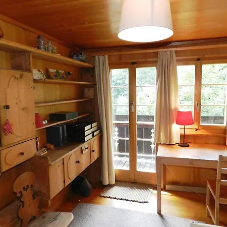 شقة Tree-tops- Appartement-fewo- Dusche Und Bad- Wc 9-bettwohnung By Interhome *