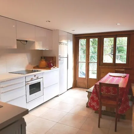 Tree-tops- Appartement-fewo- Dusche Und Bad- Wc 9-bettwohnung By Interhome