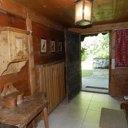 Tree-tops- Appartement-fewo- Dusche Und Bad- Wc 9-bettwohnung By Interhome